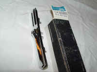 1976-79 Cadillac Eldorado Hood Ornament Base (2).JPG (574657 bytes)